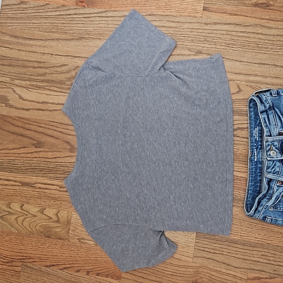 Aubrey Hepburn Crop Tee size M - Picture 3 of 4